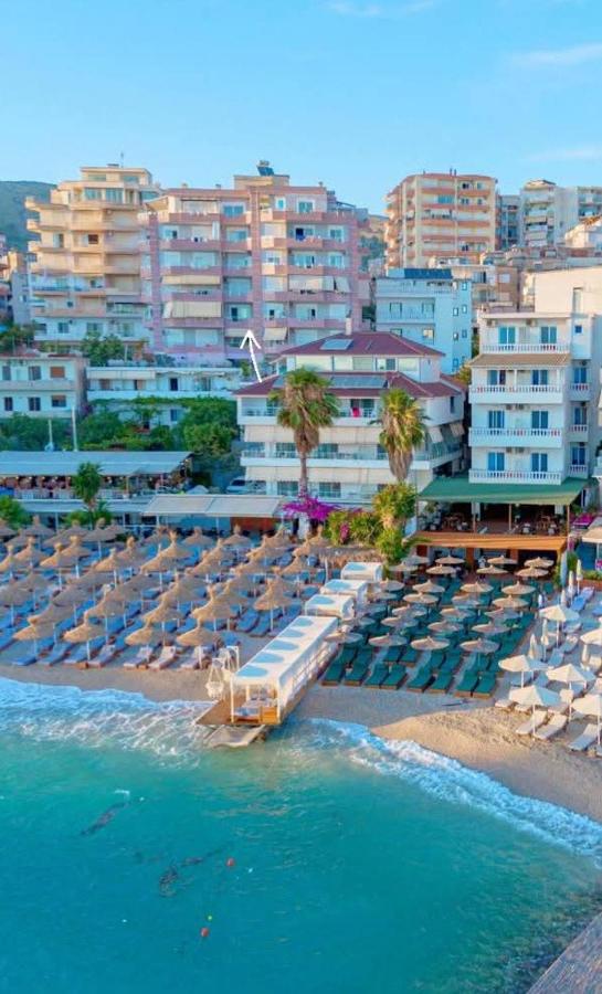 Sunflower Sea View Apartment - B&B Sarandë