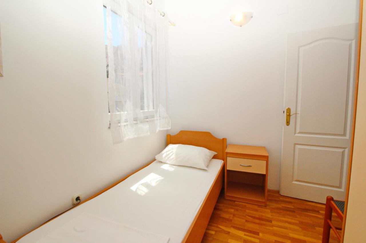 Two-Bedroom Apartment with Terrace and Sea View