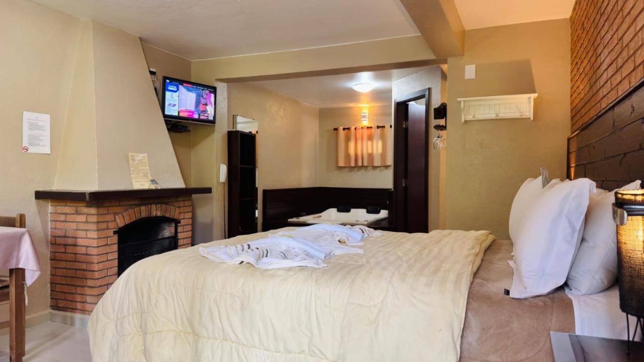 Double Room with Spa Bath