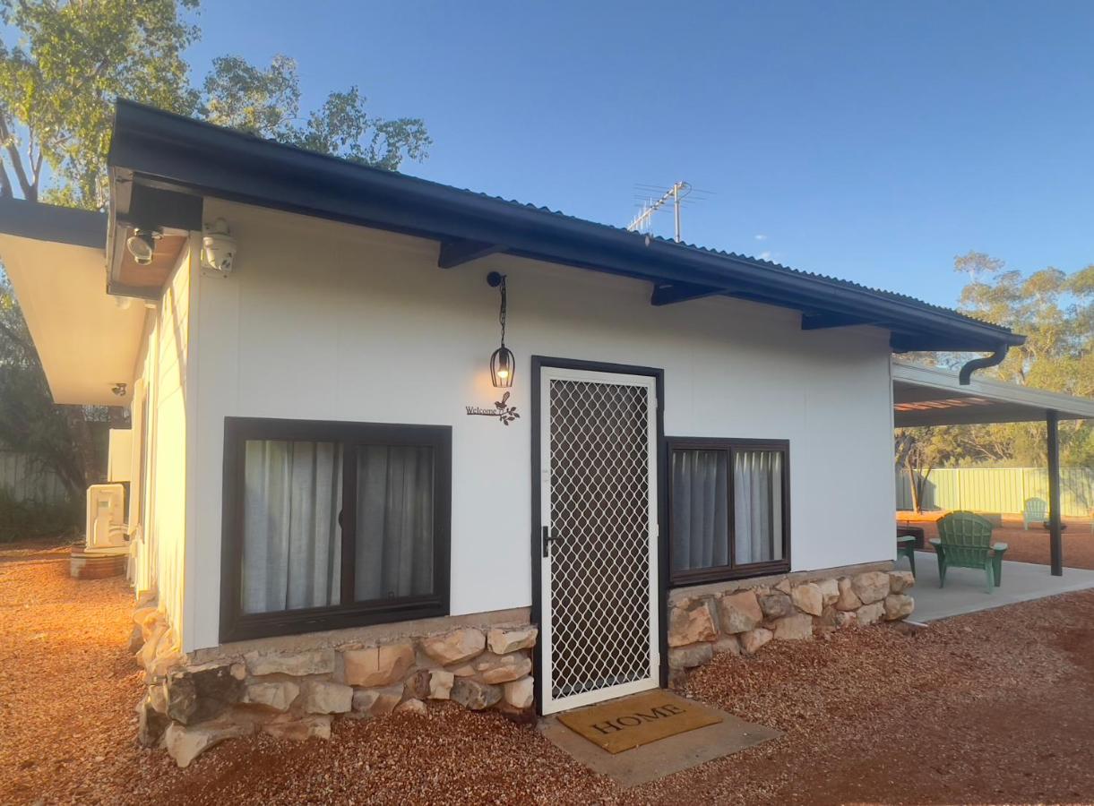 The Miners Cottage On Nettleton Lightning Ridge - B&B