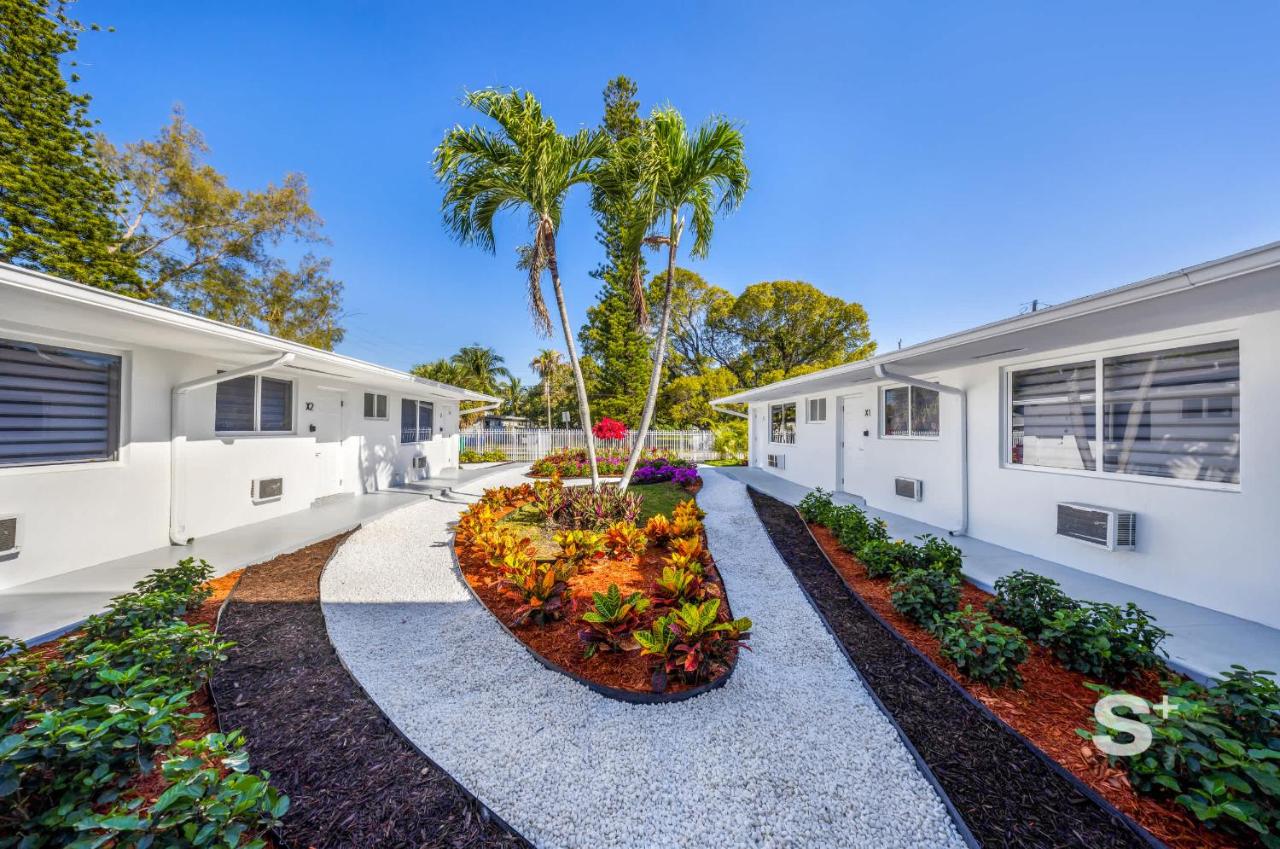 Stylish Studio - Parking & Gym Near Aventura - B&B Miami