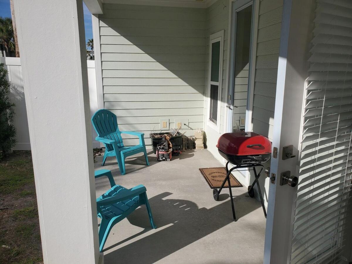 Be a Nomad - Beachside Studio - 1 Block to Sand! - B&B Jacksonville Beach