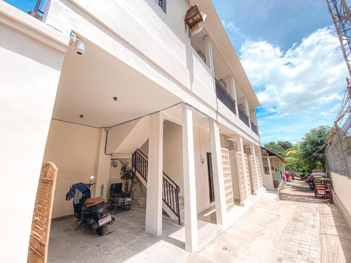 Suite 7 Guest House Jimbaran - B&B