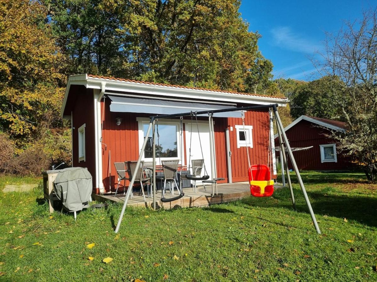 Sauna&Jacuzzi-New guesthouse, private in nature - B&B Vallda