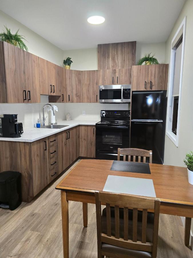 Cozy Maison Apt #8 - B&B Gatineau