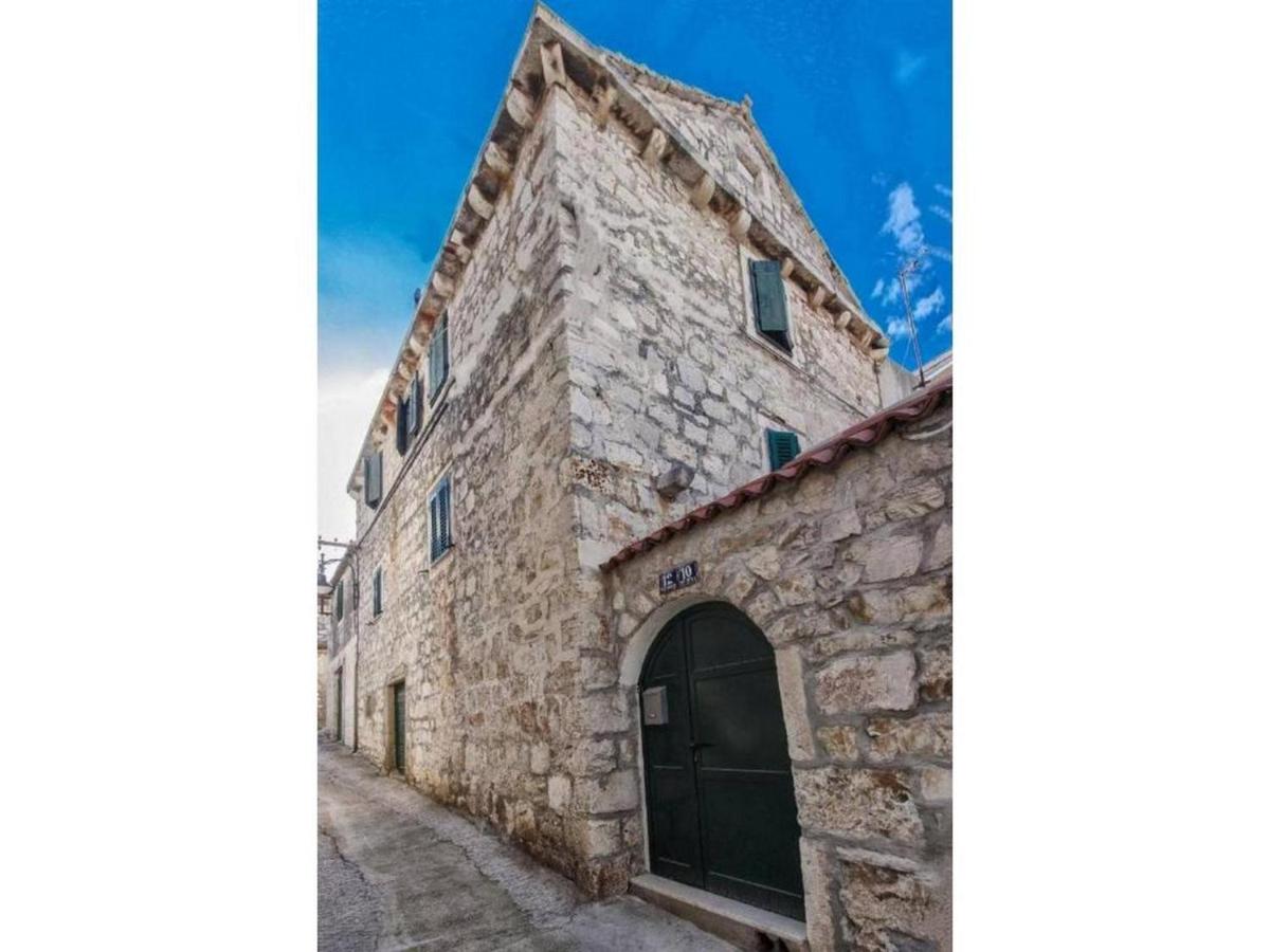 Stone Apartment Primosten - B&B
