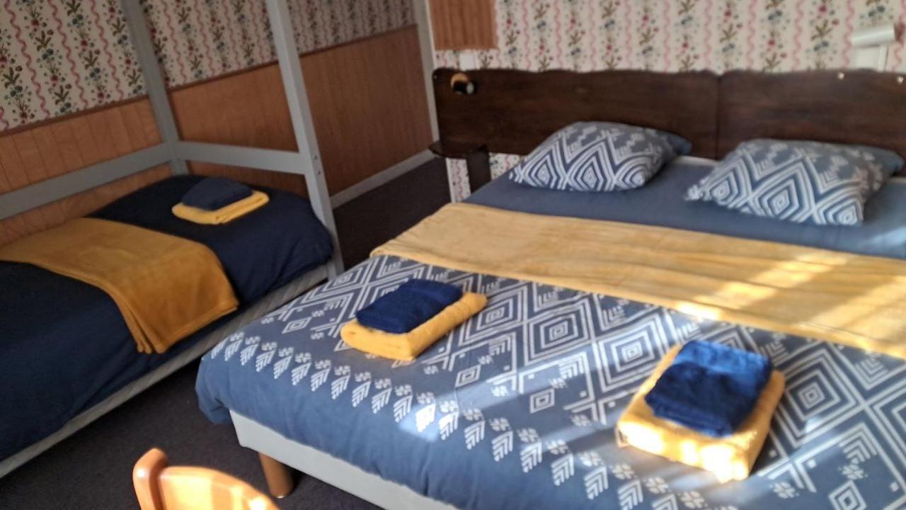 Driepersoonskamer met Uitzicht op de Bergen