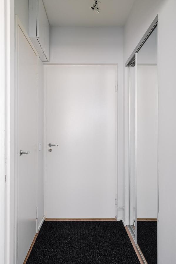 Stylish Studio Apartment with Excellent Location - Chambres d’hôtes Helsinki