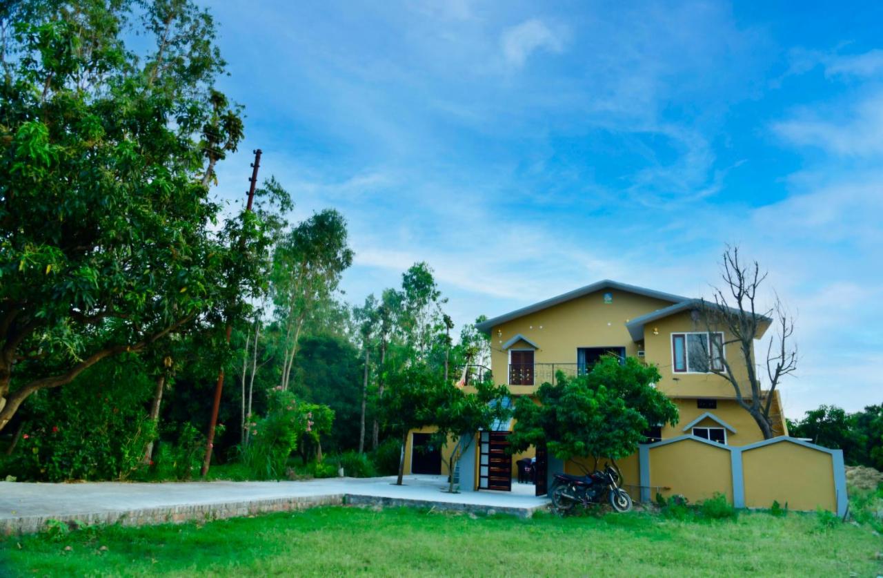 O M G Home Stay - B&B Rāmnagar
