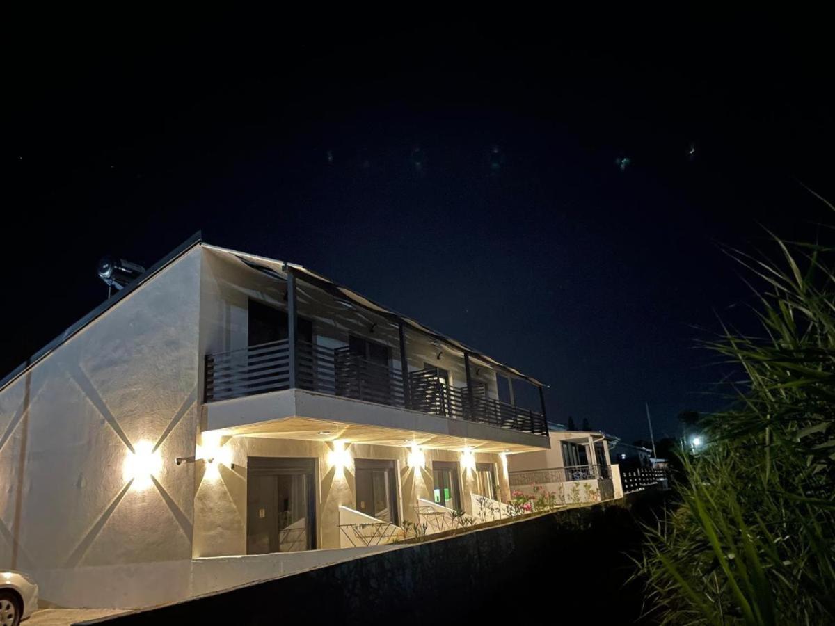 One-Bedroom Apartment with Balcony and Sea View