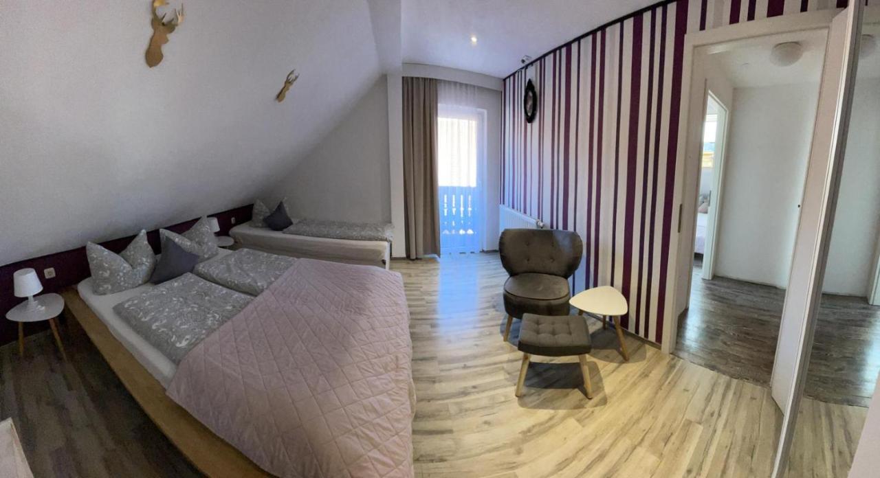 Appartamento con 2 Camere da Letto e Balcone