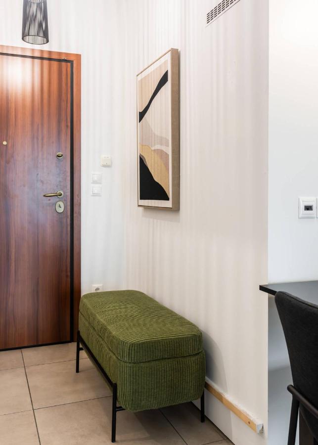 Charming & Comfy 2BD Apartment in Acropolis Area by UPSTREET - B&B Athens