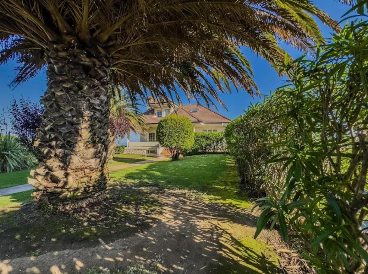 Super Surf Snow Villa - B&B El Astillero
