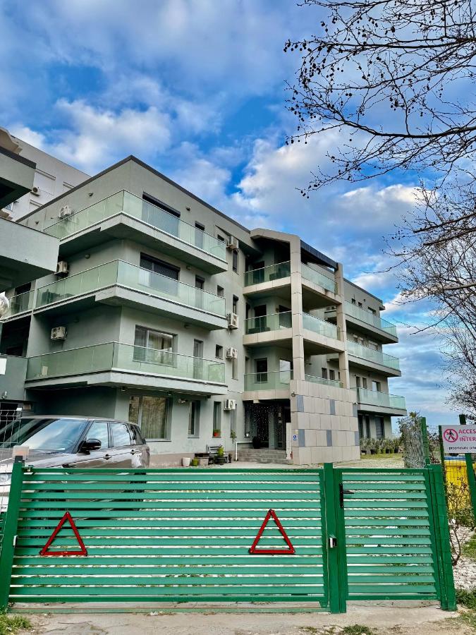 Aqua Vista Aruba Mamaia Apartament Vedere Frontală la Mare - Parcare Privată - B&B