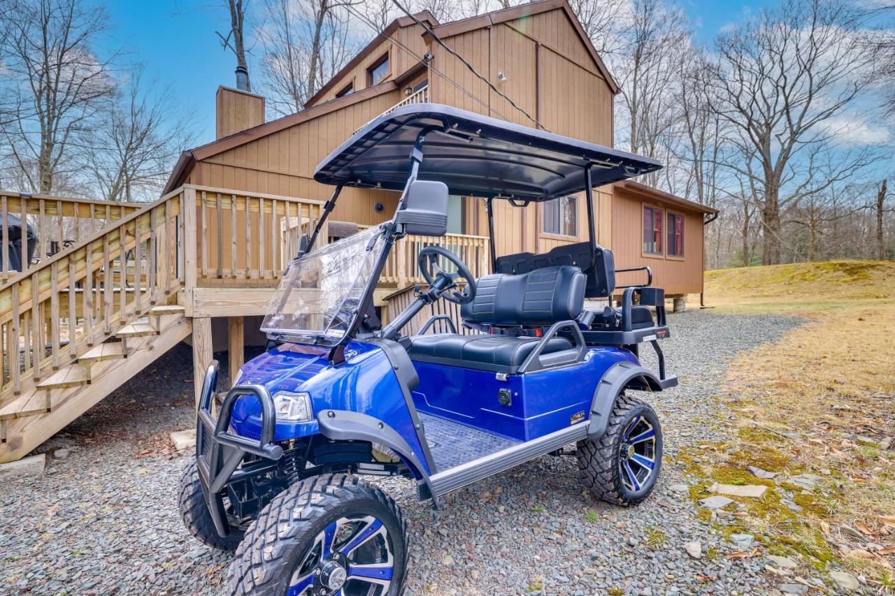 Golf Cart and Game Room Bear Den Pocono Lake Home - Chambres d’hôtes