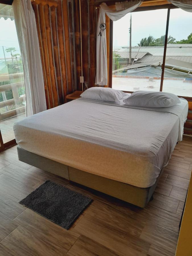 Deluxe Double Room with Balcony and Sea View