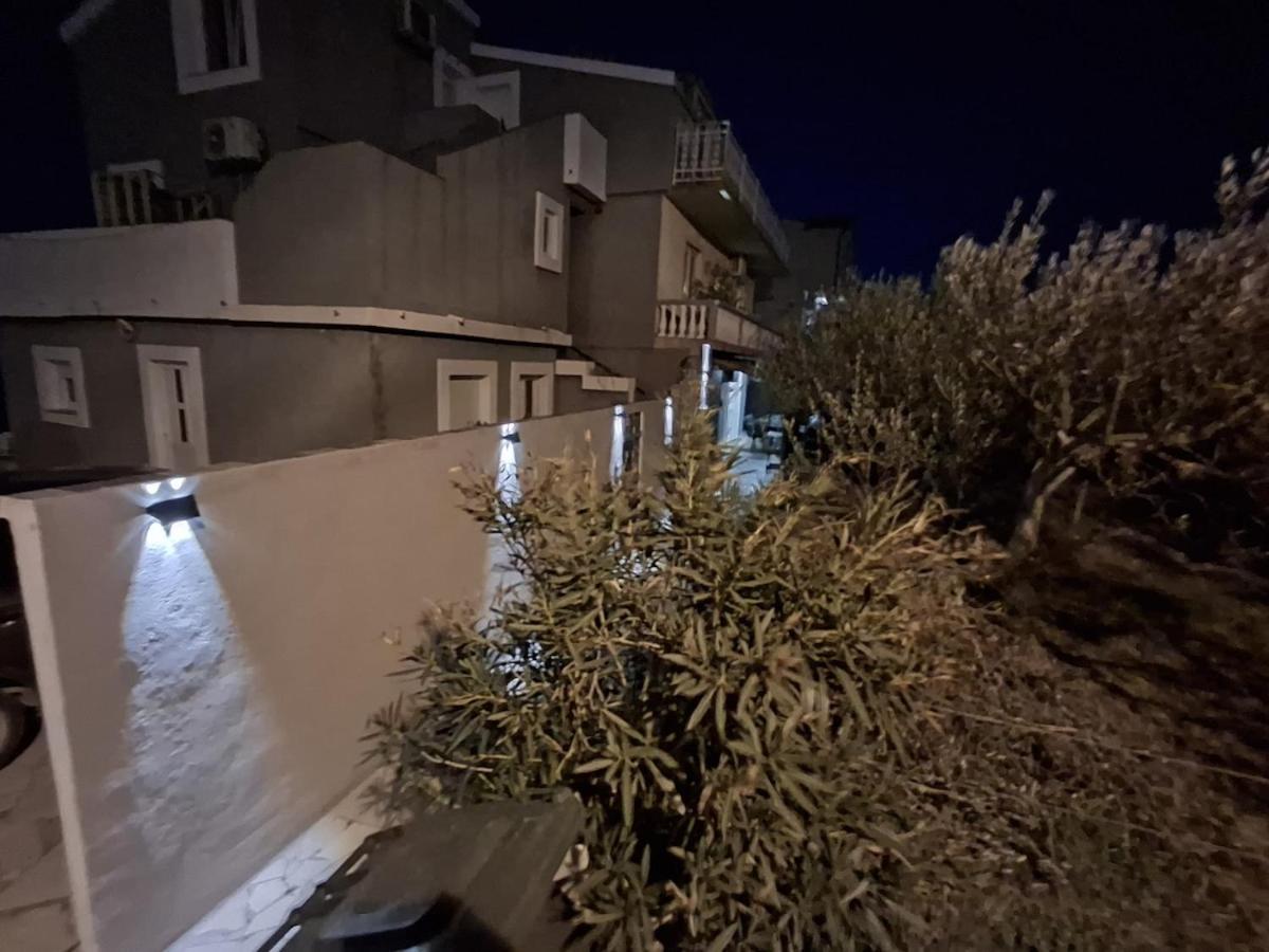 Apartment L&L Sibenik - Bed and Breakfast Šibenik