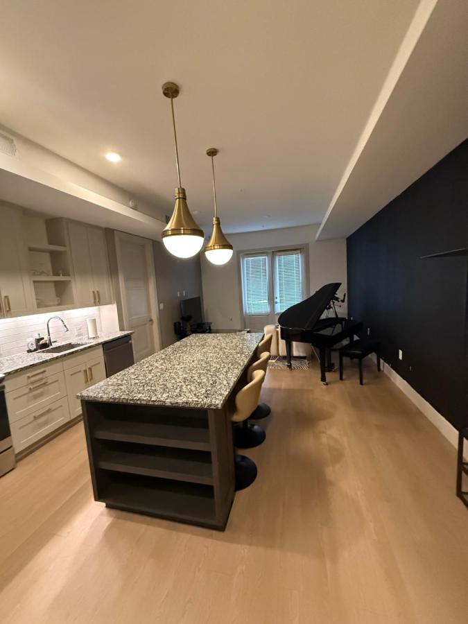 Arlingtons Luxury bungalow - Ferienwohnung