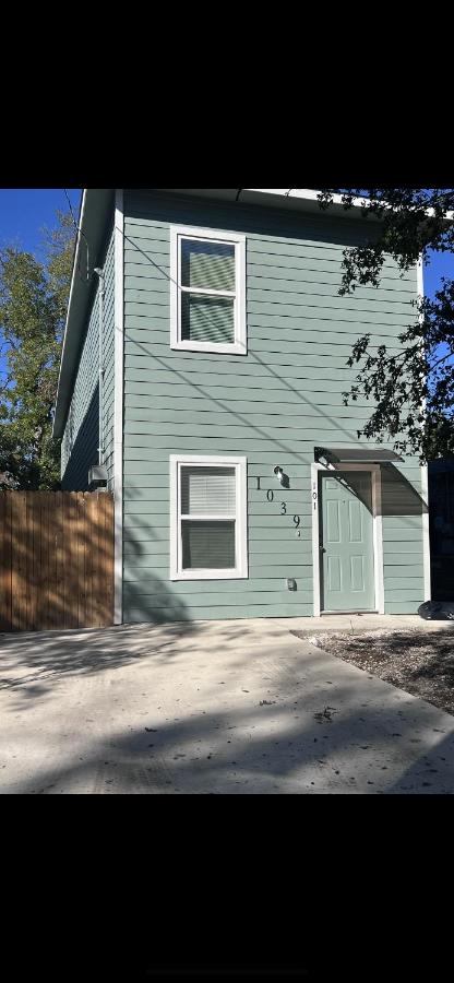 Casa Nueva con 3 Habitaciones - B&B San Antonio