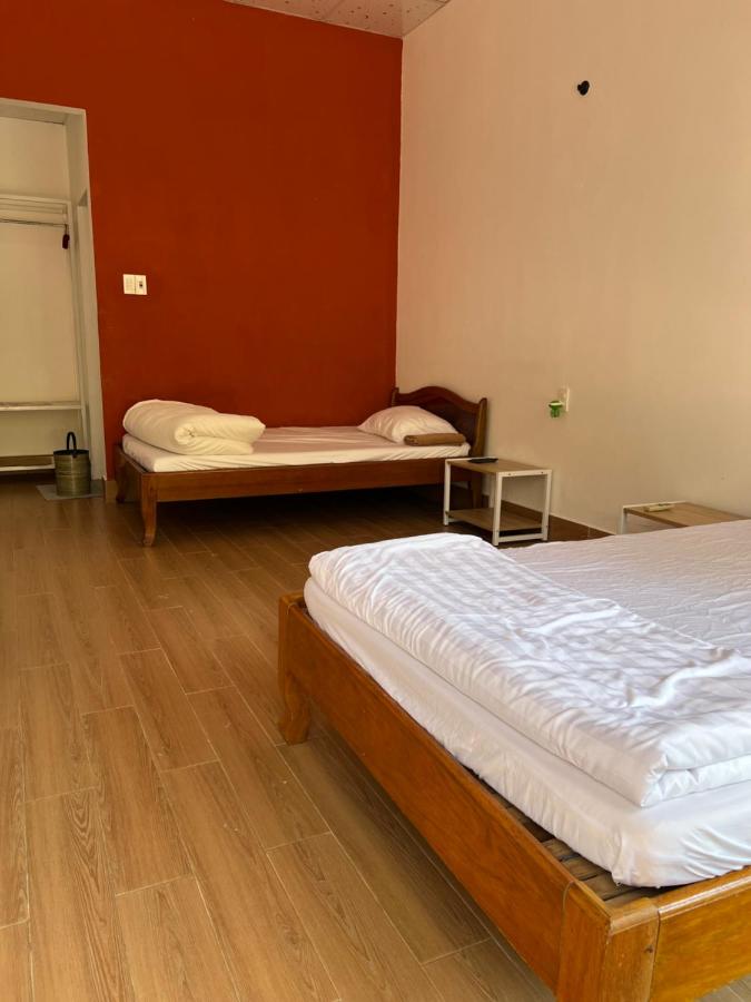 Zweibettzimmer mit Gartenblick