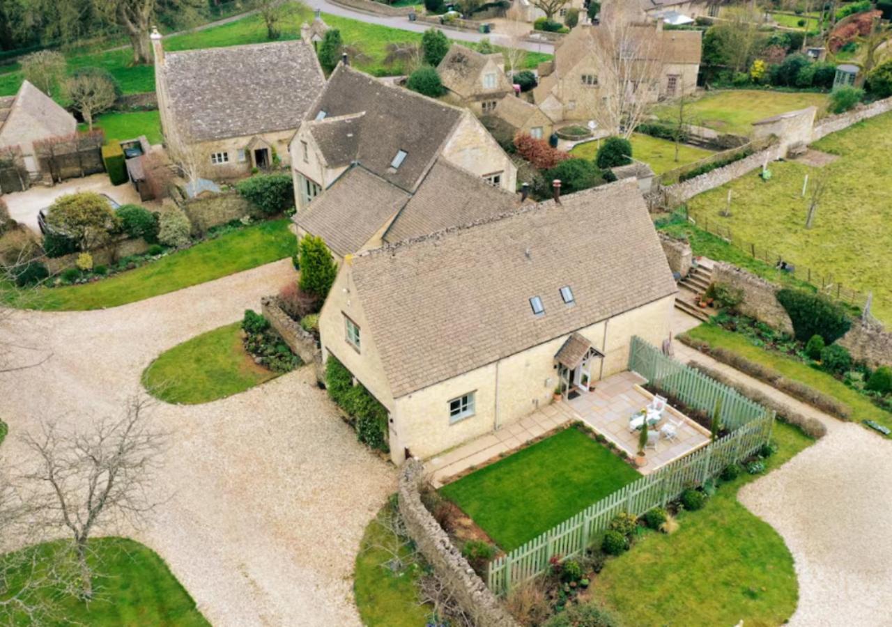 Country Cottage in the Heart of the Cotswolds! - Chambres d'hôtes Farmington