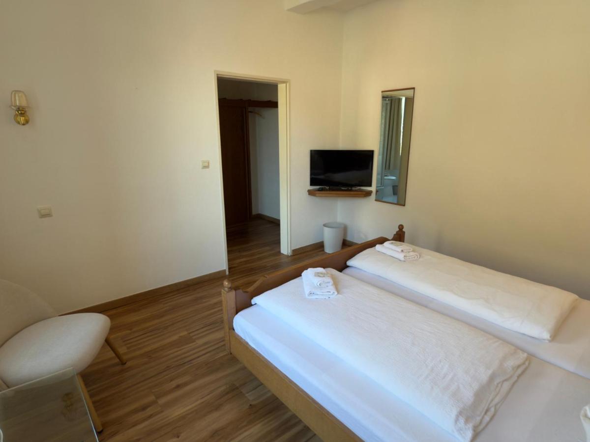 Habitación Doble con vistas a la montaña