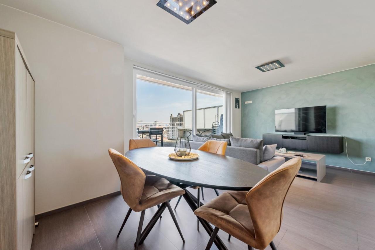 Modern Penthouse with Unique Terraces! - Ferienwohnung Ostende