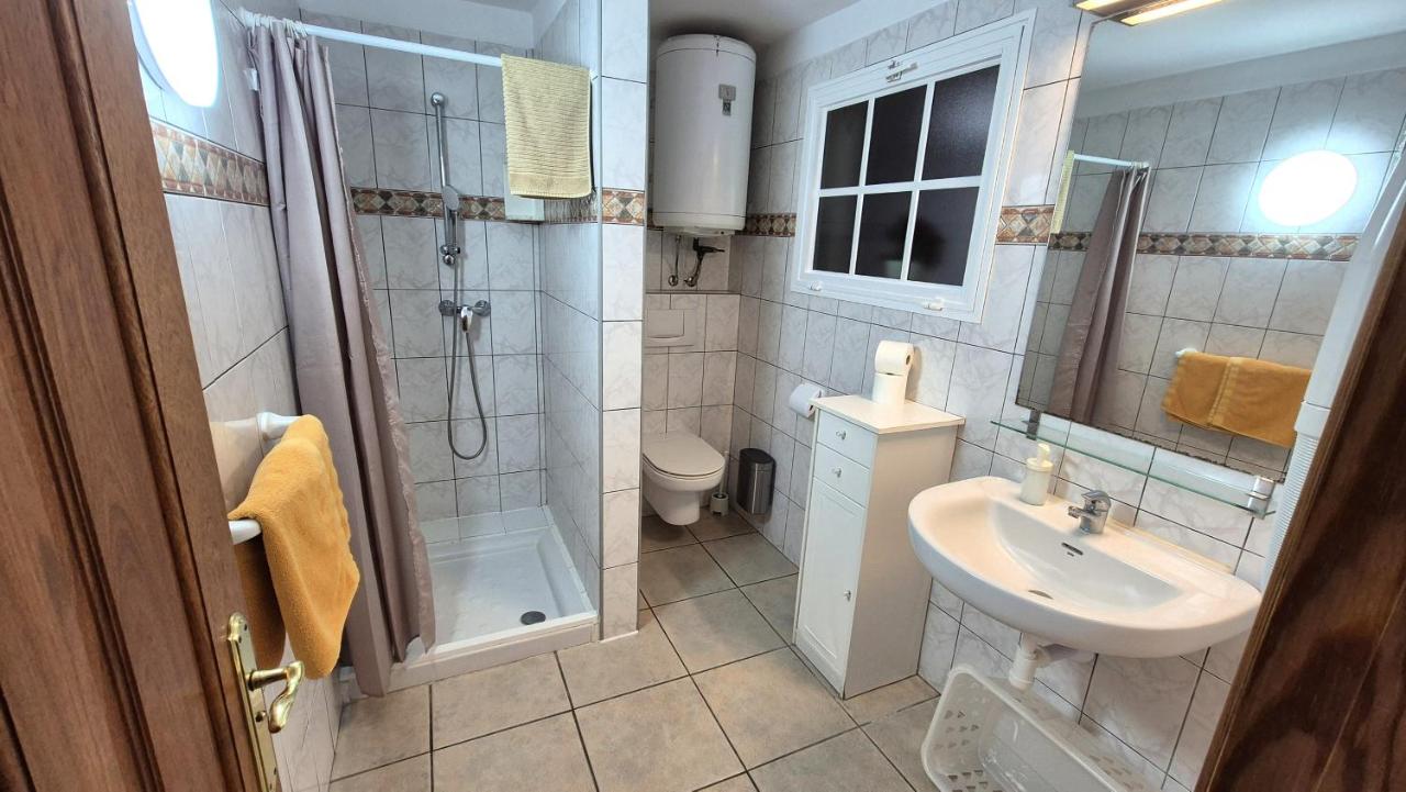 Appartamento con 1 Camera da Letto, Vista Mare e Balcone 