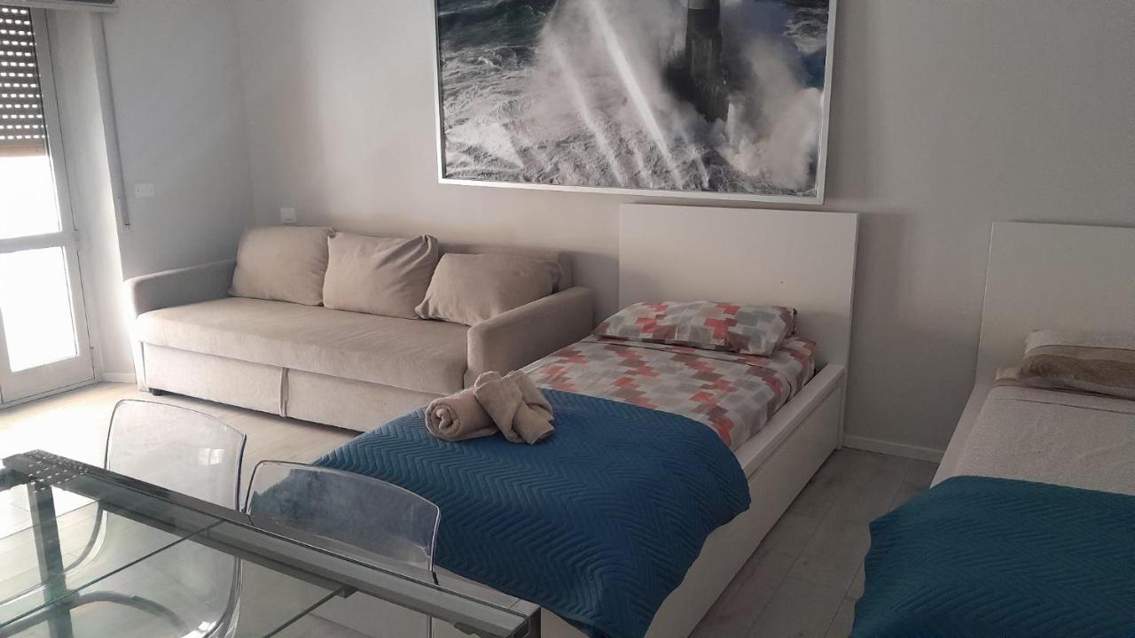 Appartamento con 3 Camere da Letto e con Balcone