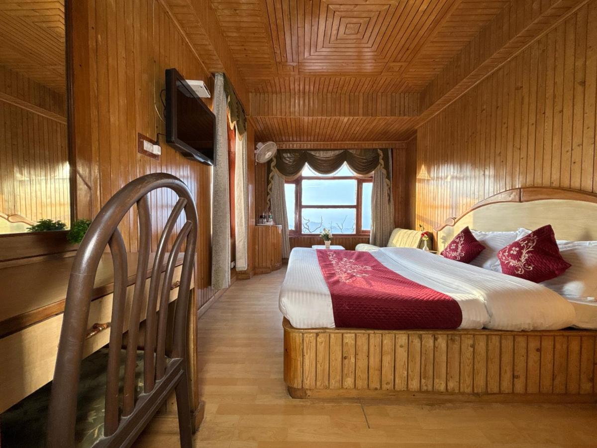 King Room with Mountain View