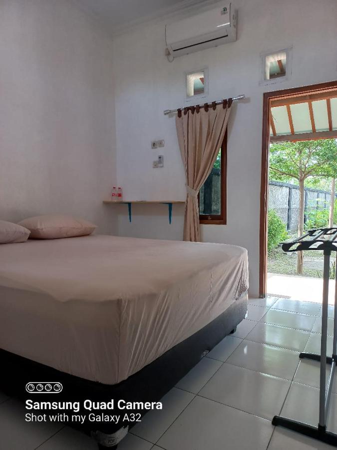 Queen Room with Garden View