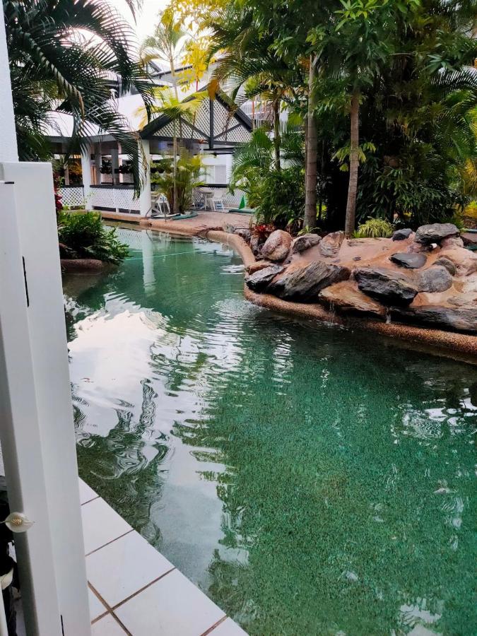 Cairns Poolside Apartment - Ferienwohnung Cairns