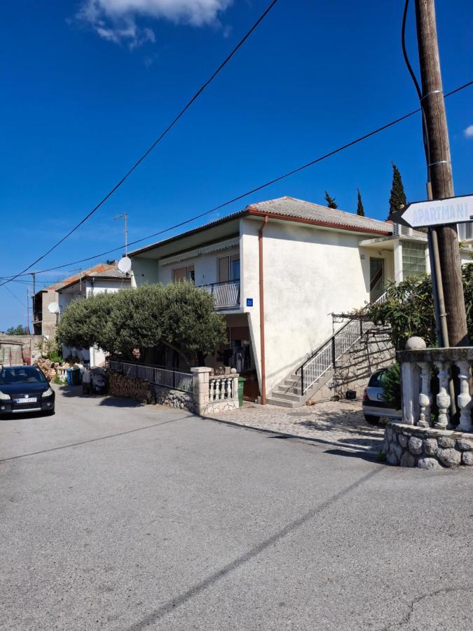 Edo Apartman 1 - Ferienwohnung Senj