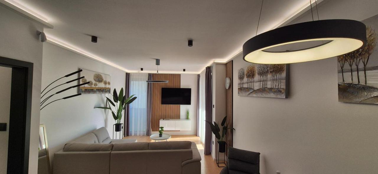 Izabell Apartman - Chambres d’hôtes