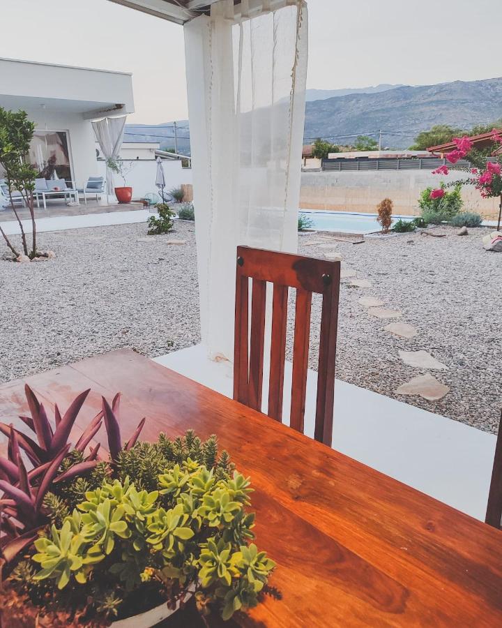 Boutique pool house in Blagaj, Mostar - Ferienwohnung Kosor