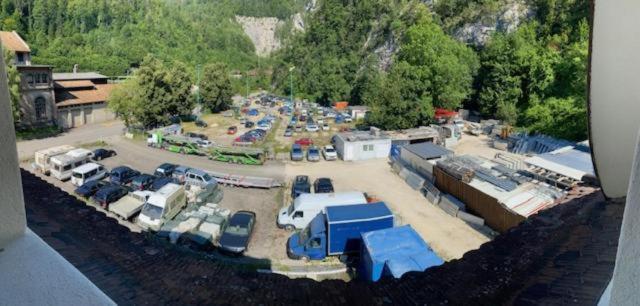 Chambre Equipè à louer - Ferienwohnung Courrendlin