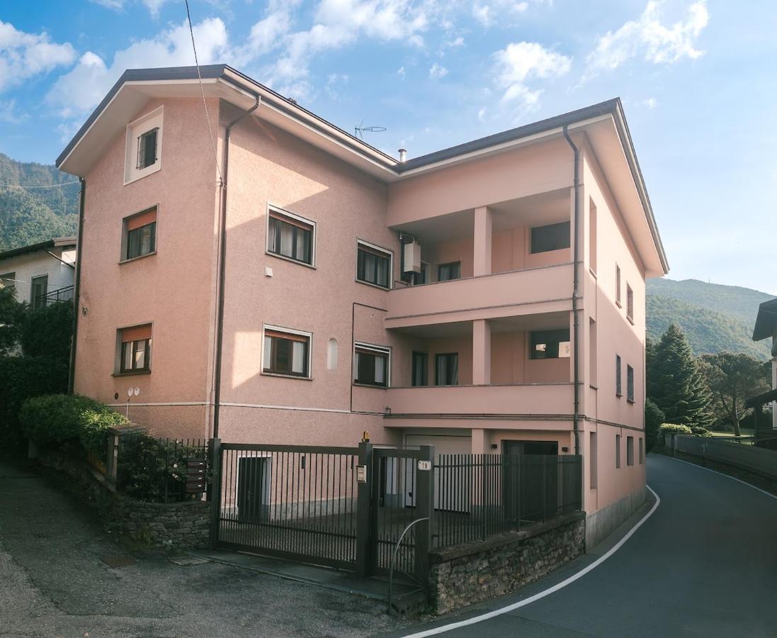 Colico - Casa Vacanza Katy fra lago e montagna - Bed and Breakfast Colico