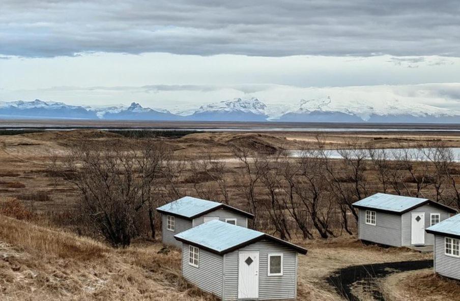Efri-Vík Bungalows - Bed and Breakfast