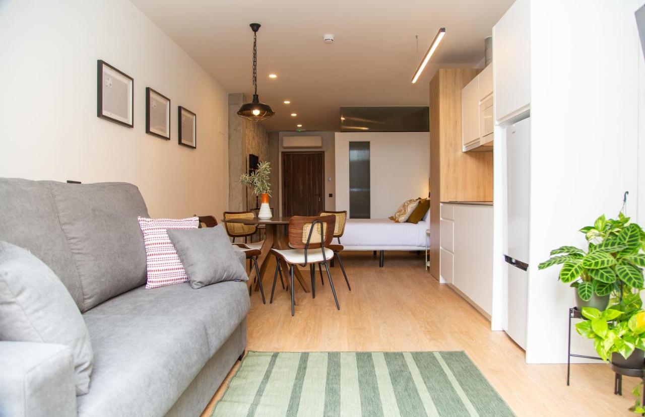 Studio with Terrace