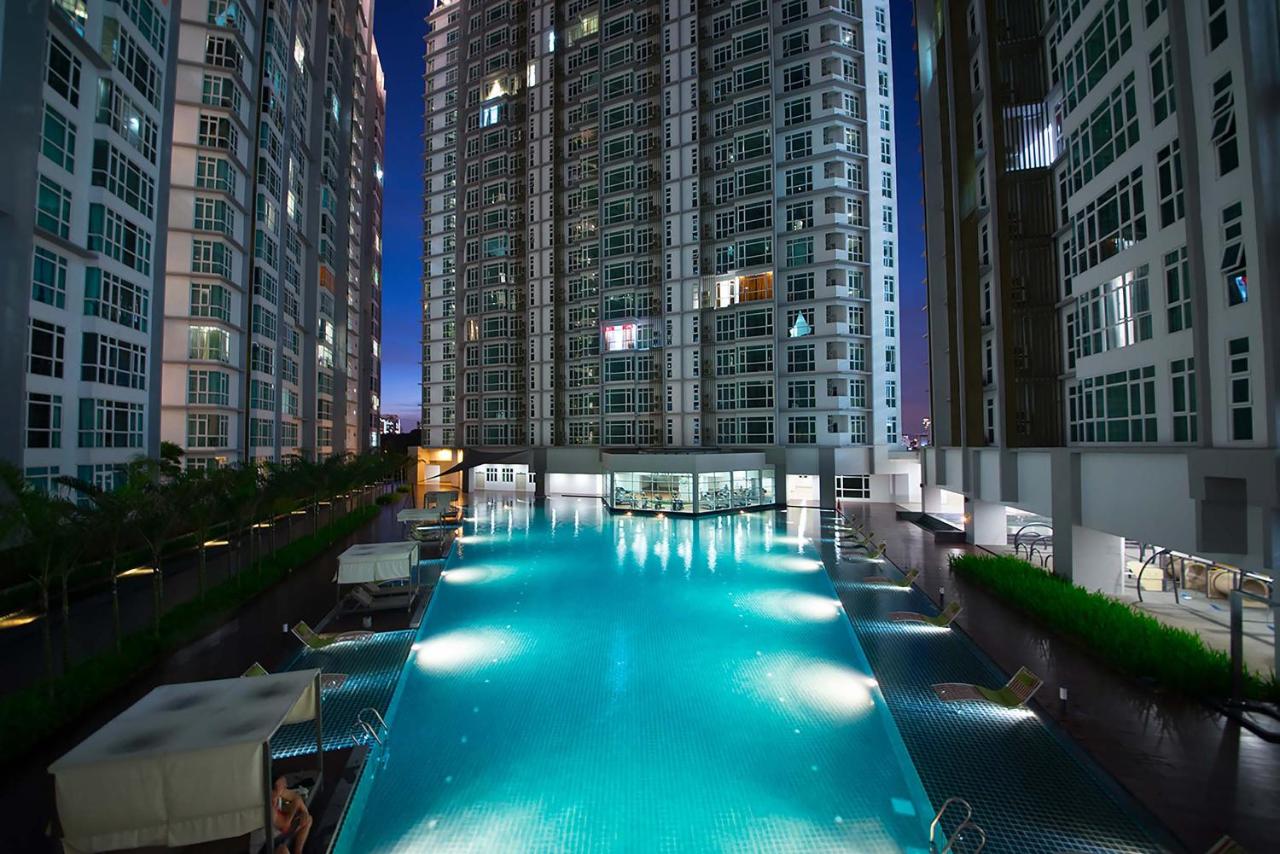 Lamandaz Homestay at Central Residence SG Besi Near MRT and TBS with 2 bedrooms - Chambres d'hôtes Kuala Lumpur