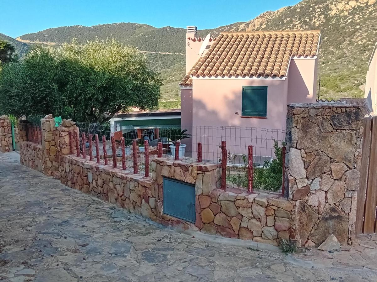 Villa Atzori - B&B Porto Sa Ruxi