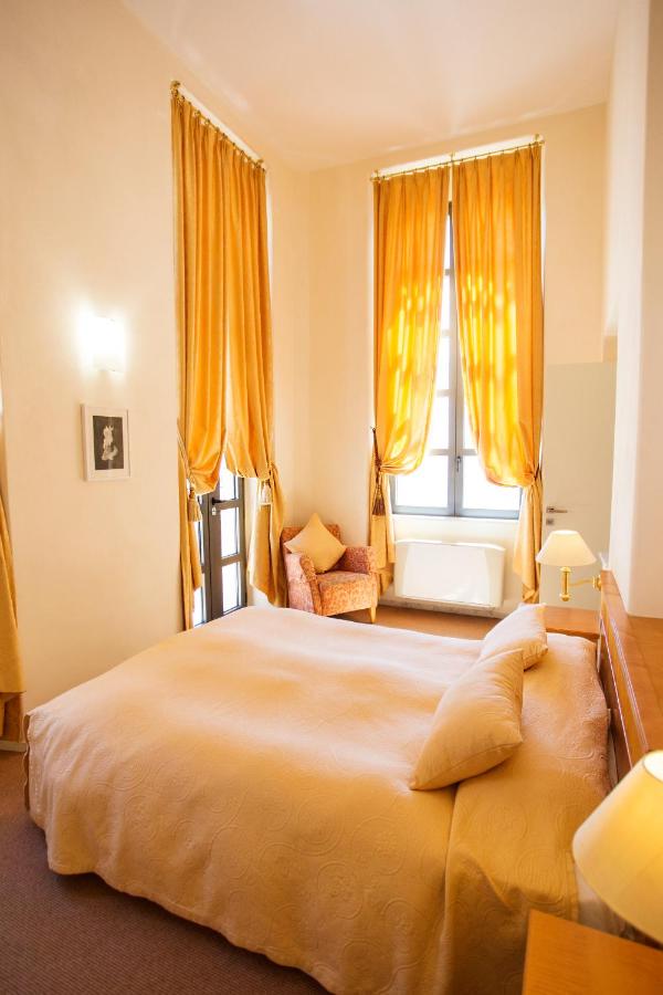 Appartamento con 2 Camere da Letto con Vista Mare - Piano Terra