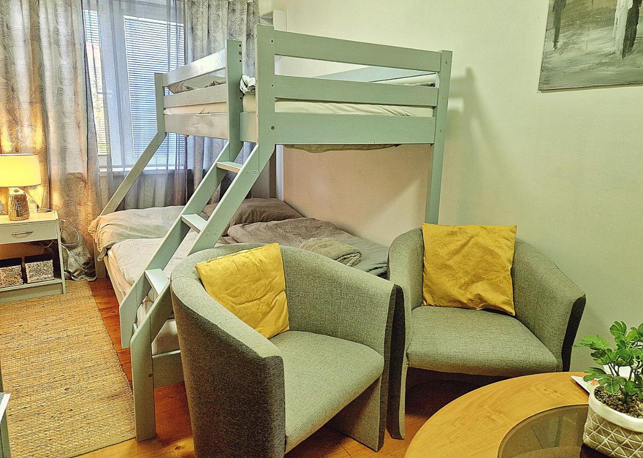 Standard Triple Studio