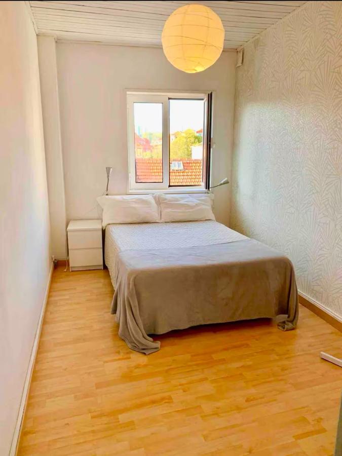 Double Room with Shared Bathroom