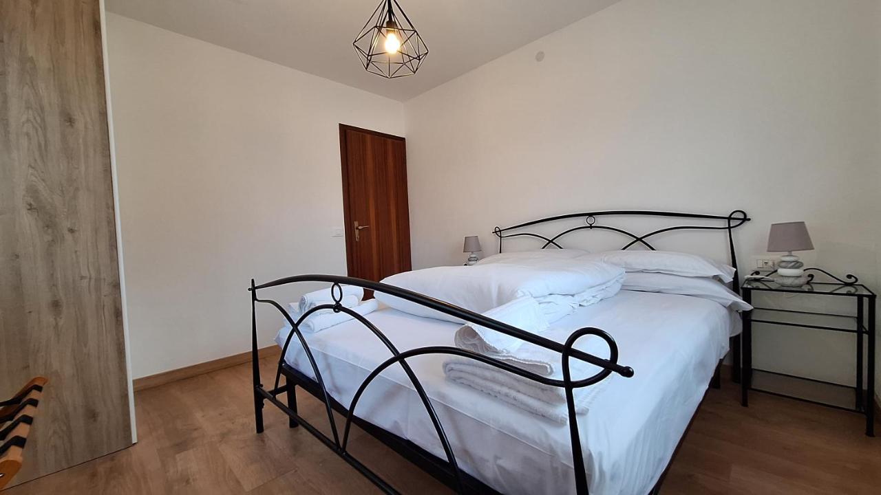 Two-Bedroom Deluxe Apartment with Balcony