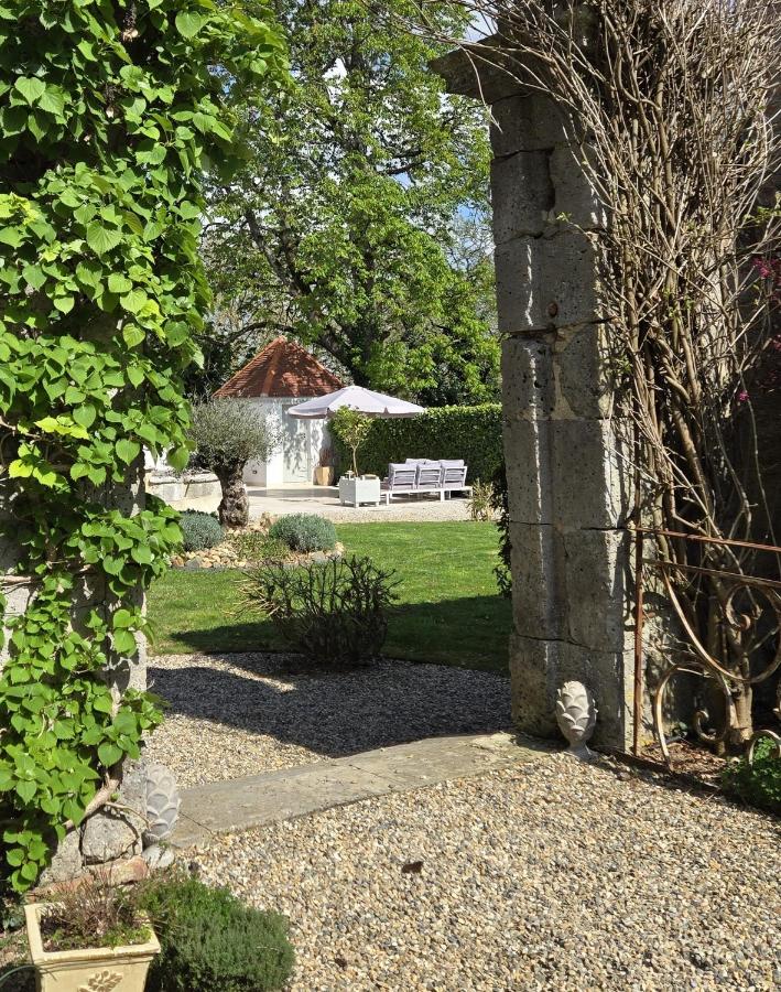 La Demeure du Bord'Ô - Bed and Breakfast Lagruère