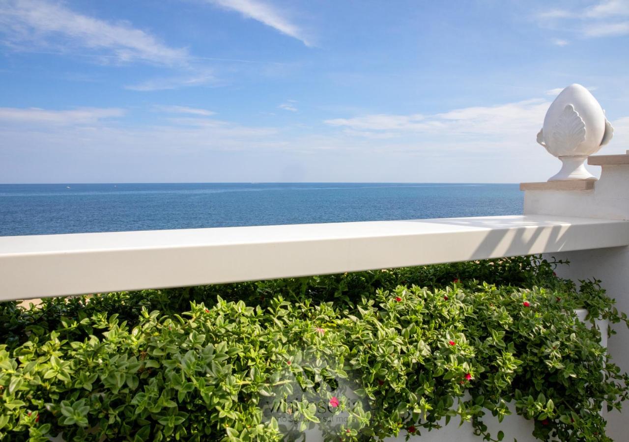 WHITE SOFIA - uno sguardo sul mare - Bed and Breakfast