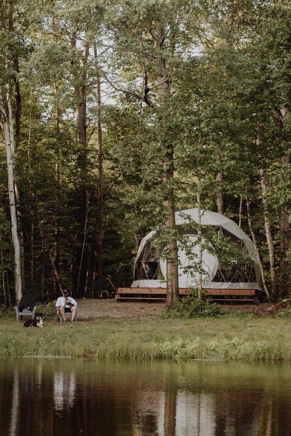 Dôme sur le lac- Expérience unique accès au lac - B&B