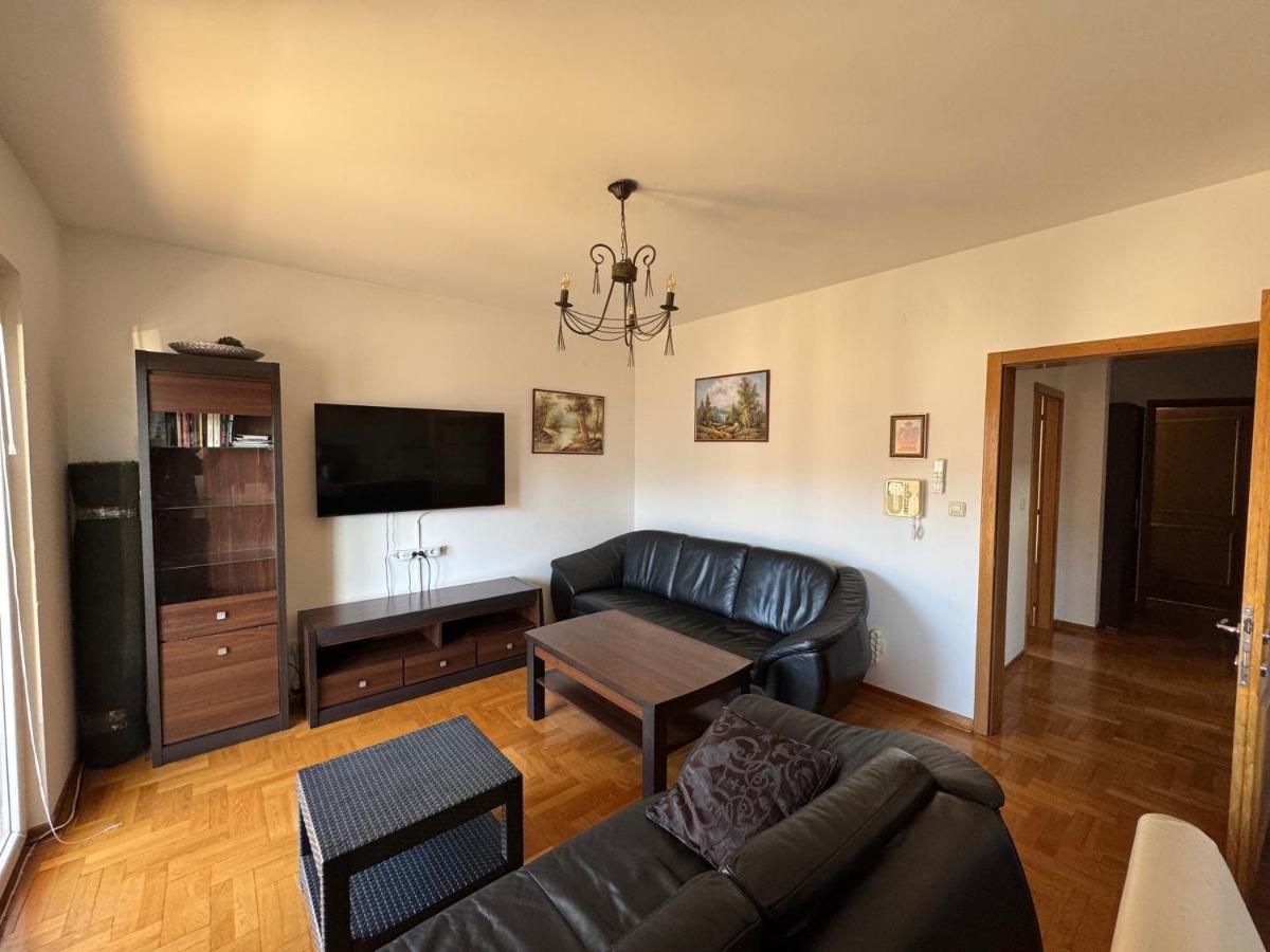 Two Bedroom Apartment for Rent - Bed and Breakfast Ðenovići