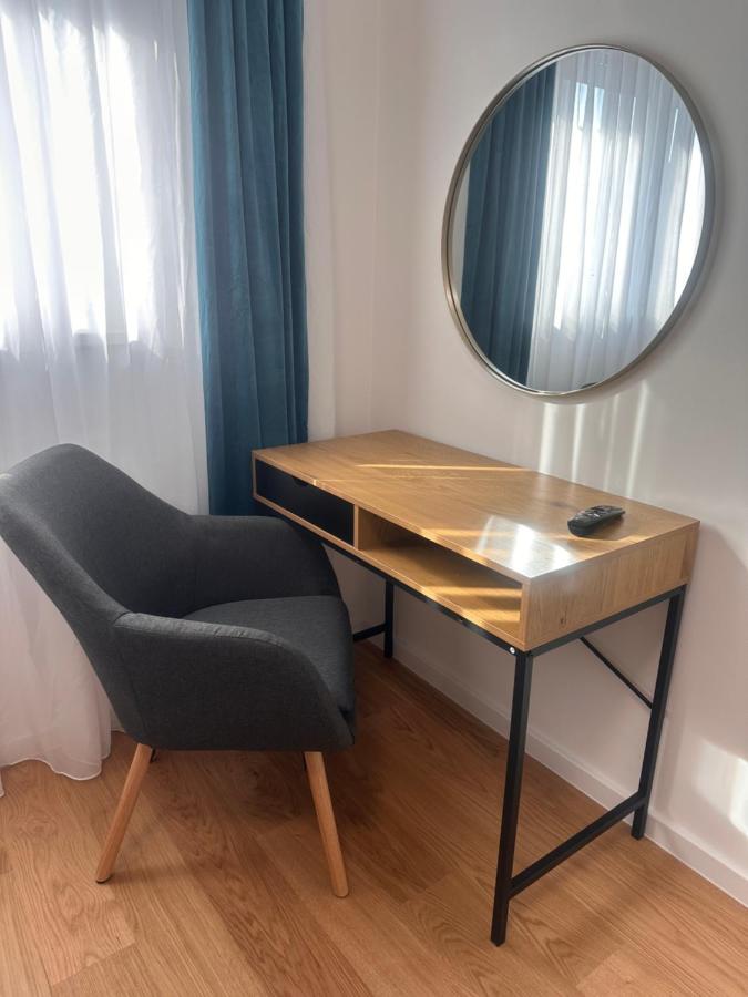 Apartman MINI MI 2 - Bed and Breakfast